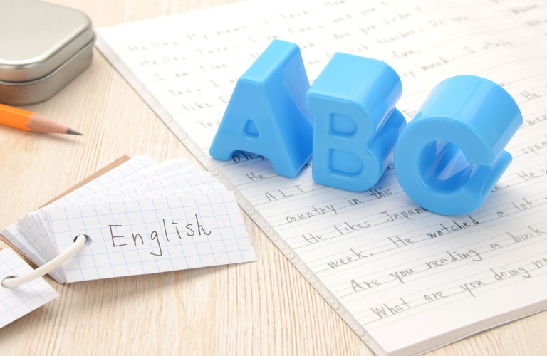 英語を子供でも楽しみ理解を深めながらレッスンを受けられる | 岡山市で英会話なら楽しく学べる英会話教室カノン